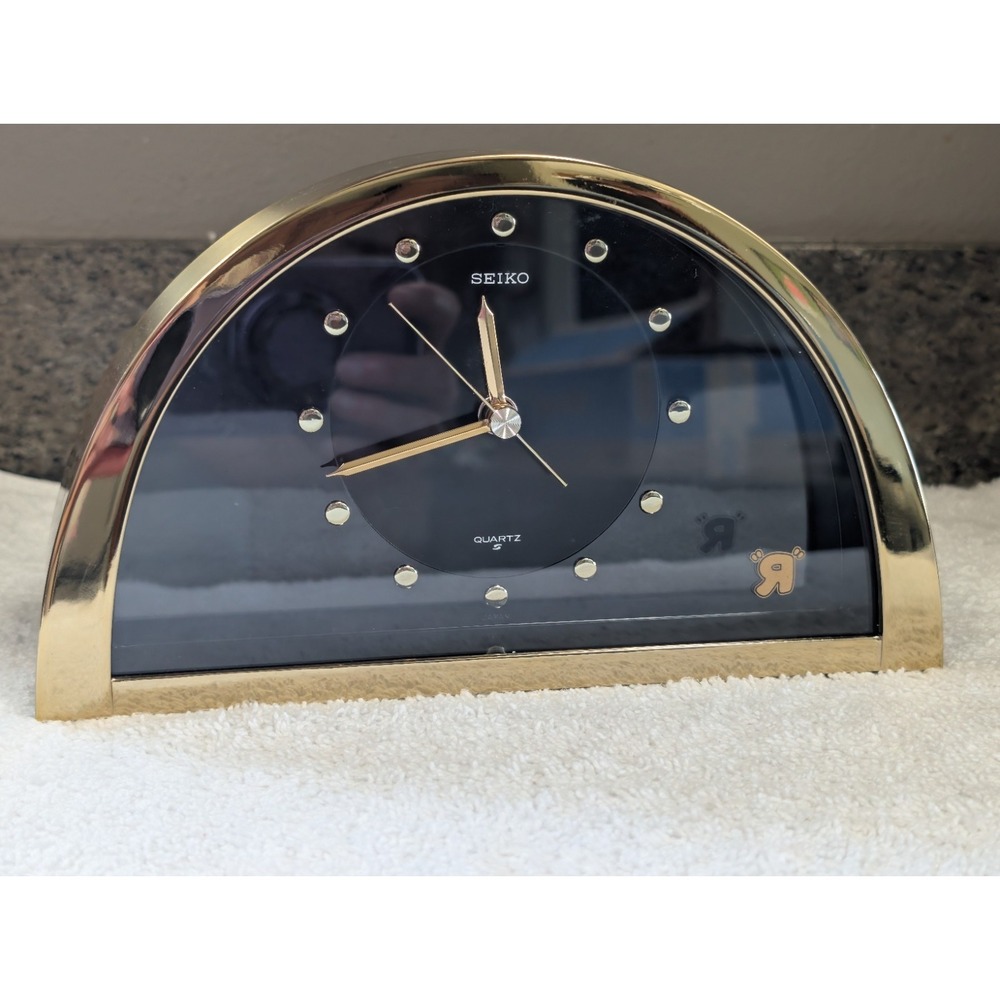 Vintage Seiko Half Moon Gold Tone Black Dial  TOYS "R" US COLLECTABLE RARE HTF